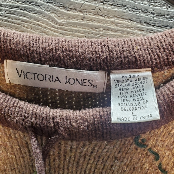 Victoria Jones Embroidered BirdHouse Crochet Wool Blend Knit Sweater Brown large - Picture 2 of 2